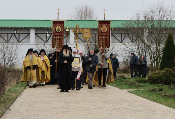 День памяти Святителя Николая в монастыре