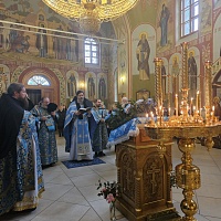 Праздник Покров Пресвятой Богородицы.