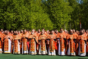 13 мая, в день Собора Бутовских новомучеников на Патриаршем служении участвовал игумен Алексий