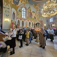 Праздник Воздвижения Честного и Животворящего Креста Господня.